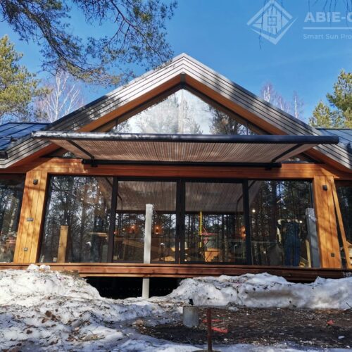 Фотографии выполненных работ компании «ABIE-GROUP» кассетной Испанской маркизы Kyma. г.Санкт-Петербург.